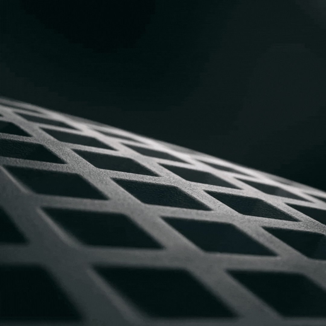 Video showcasing the different components of the Fisher & Paykel Solo mask in a futuristic style